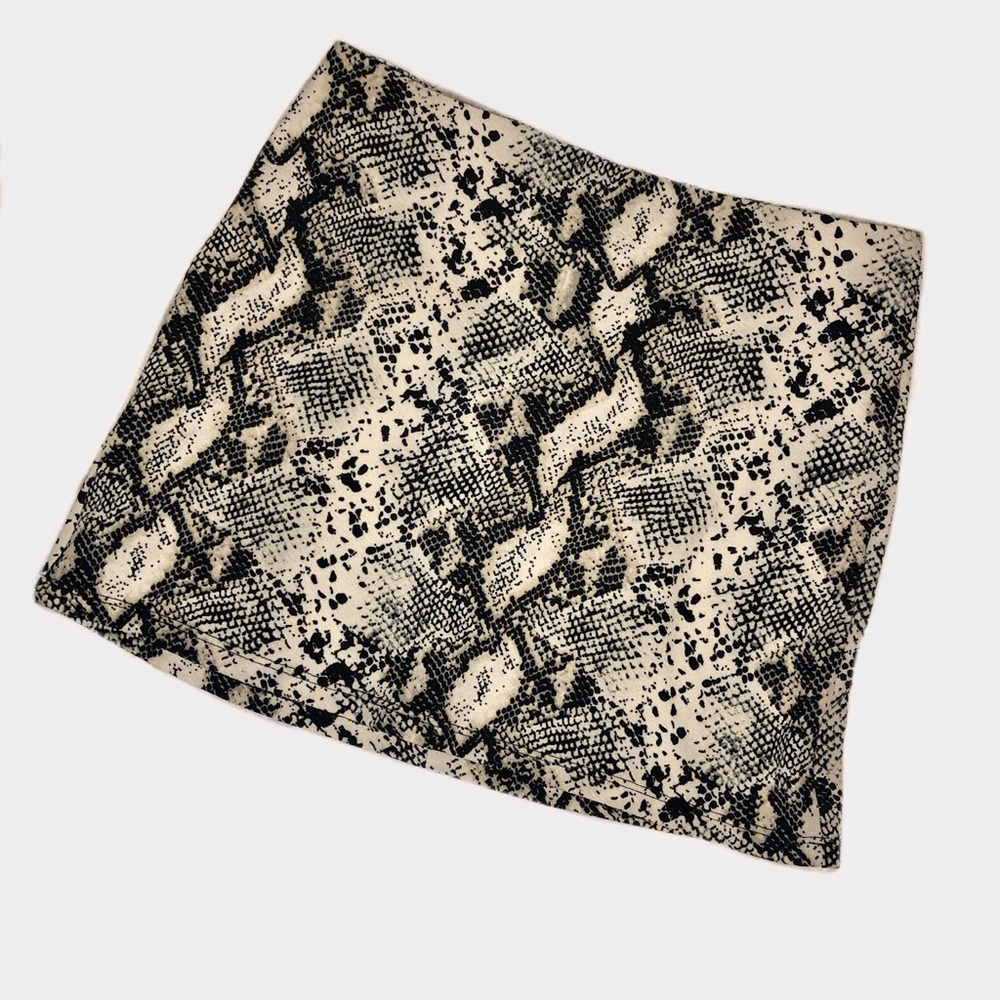 Kendall & Kylie Snakeskin Print Mini Skirt